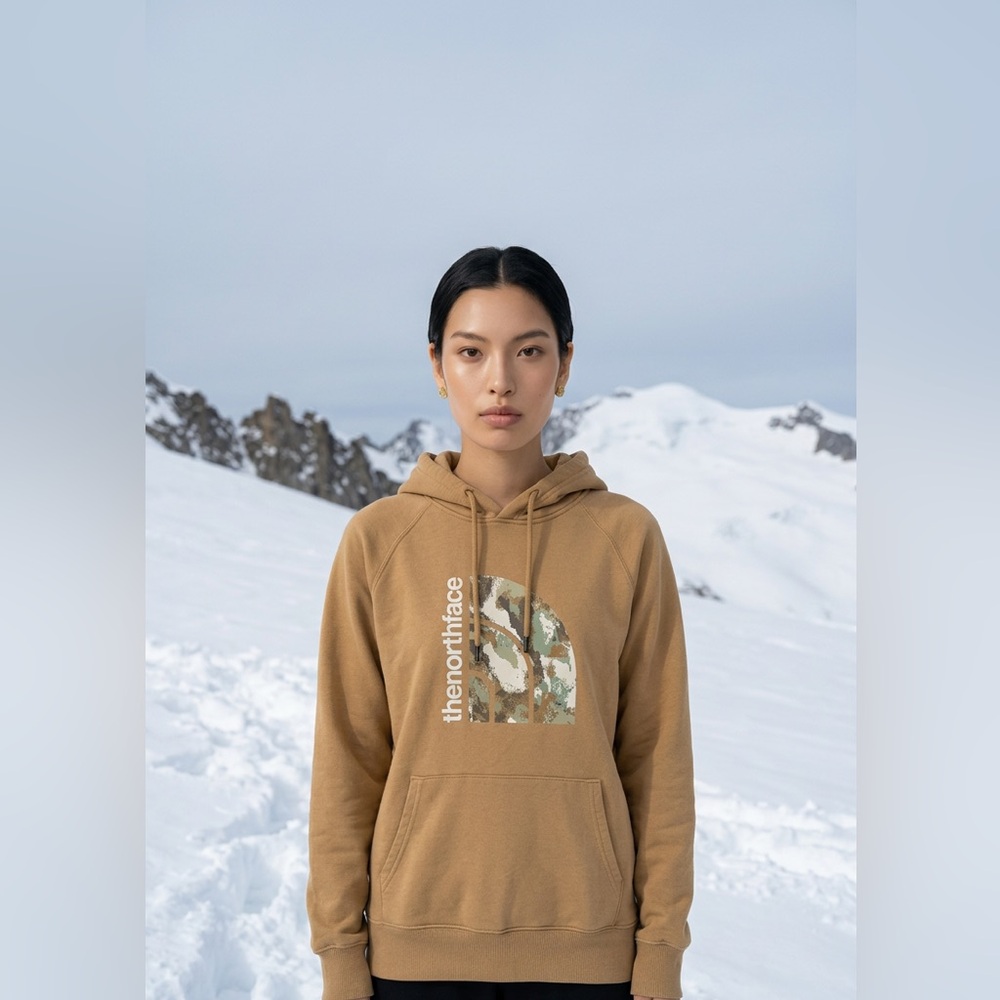 The North Face Womens‎ Tan Camo Half Dome Logo Pullover Hoodie Sweatshirt Medium